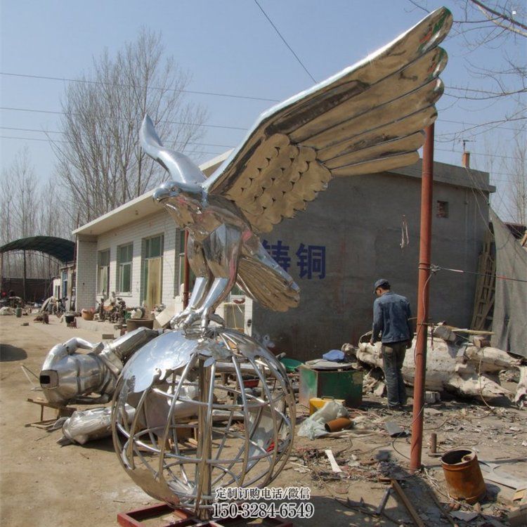 地球仪雕塑通用,城市雕塑,镜面老鹰踩地球仪雕塑厂家 地球仪雕塑通用,城市雕塑,镜面老鹰踩地球仪雕塑厂家